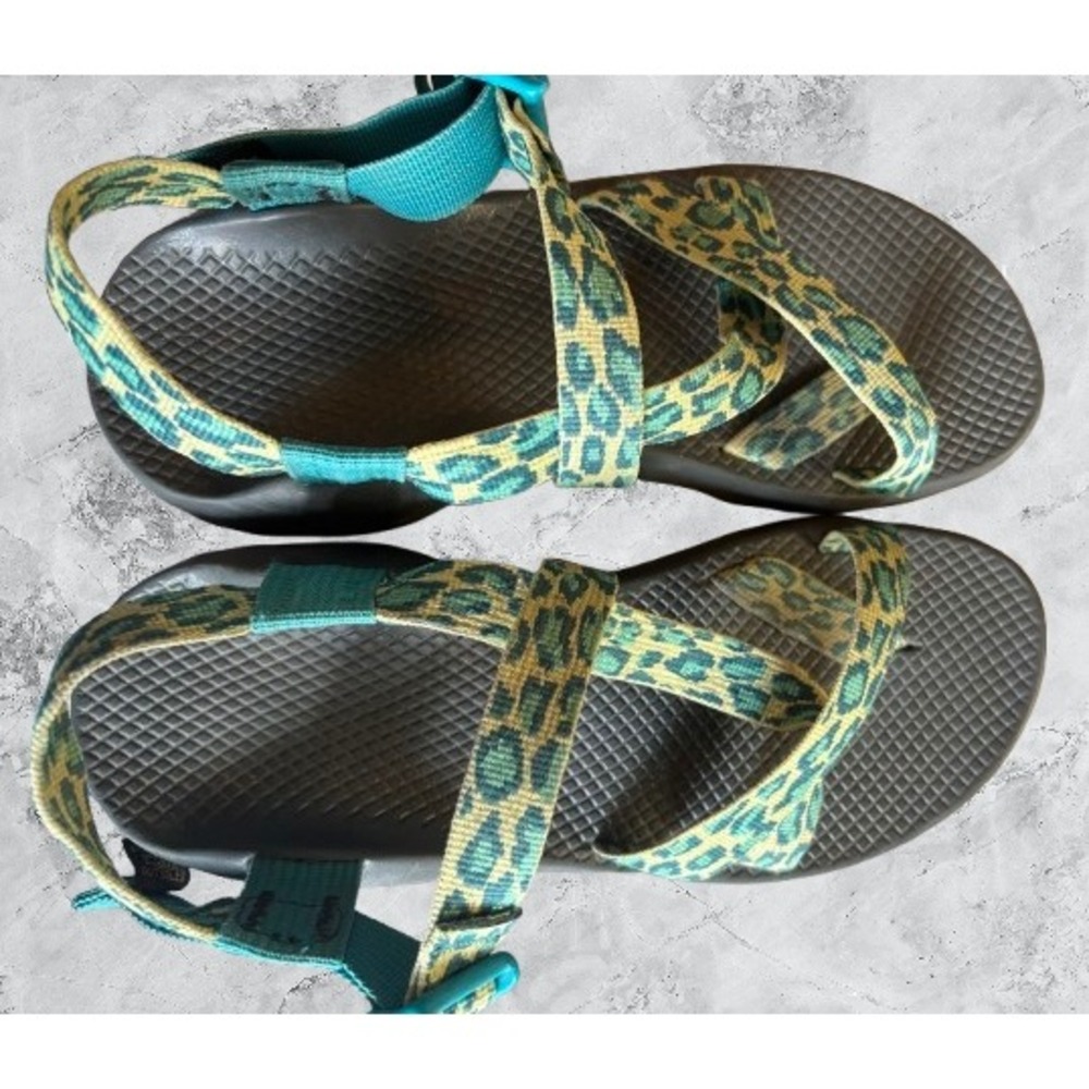 Chaco Z2 Classic Sandals Womens 9 Leopard Print Teal Yellow Vibram Made in USA - Picture 3 of 7